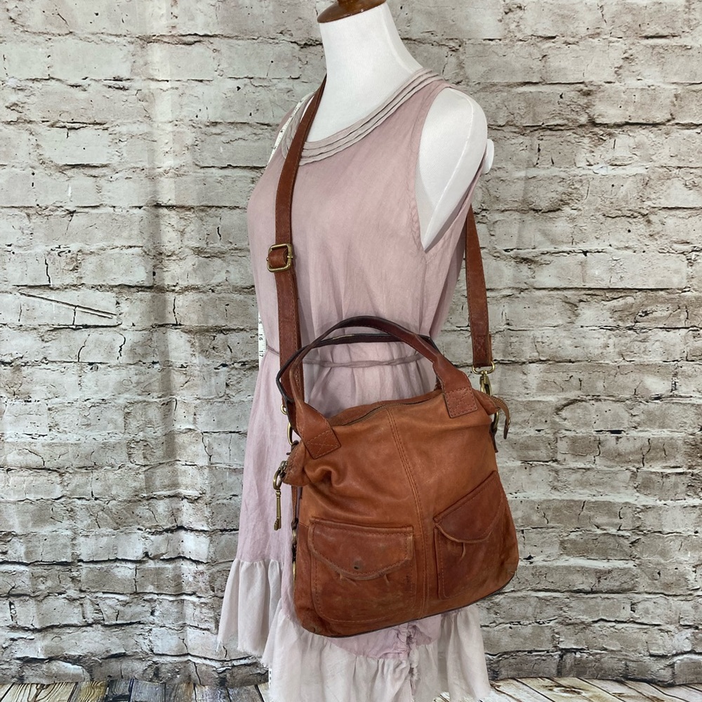 Fossil Long Live Vintage Modern Cargo Leather Crossbody Purse Cognac
